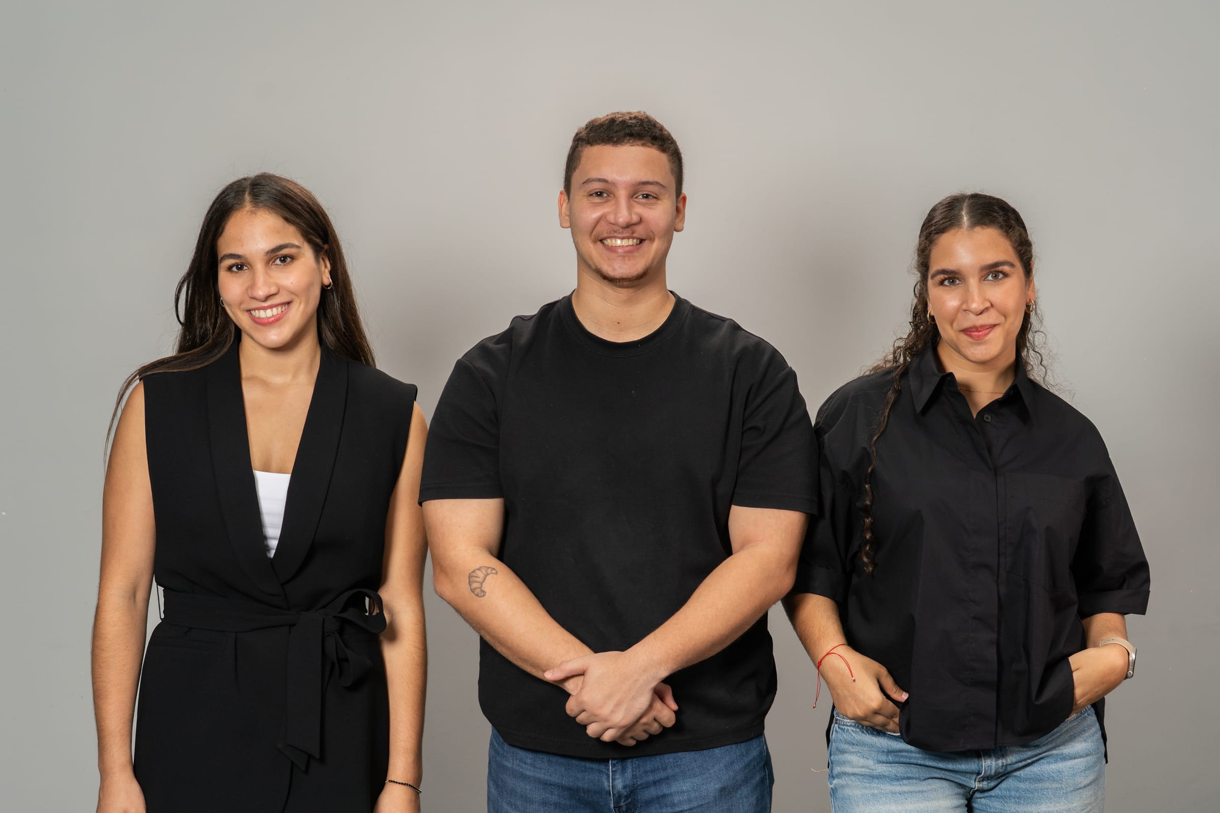 Equipo Oso Negro — Andrés, Valeria y Victoria